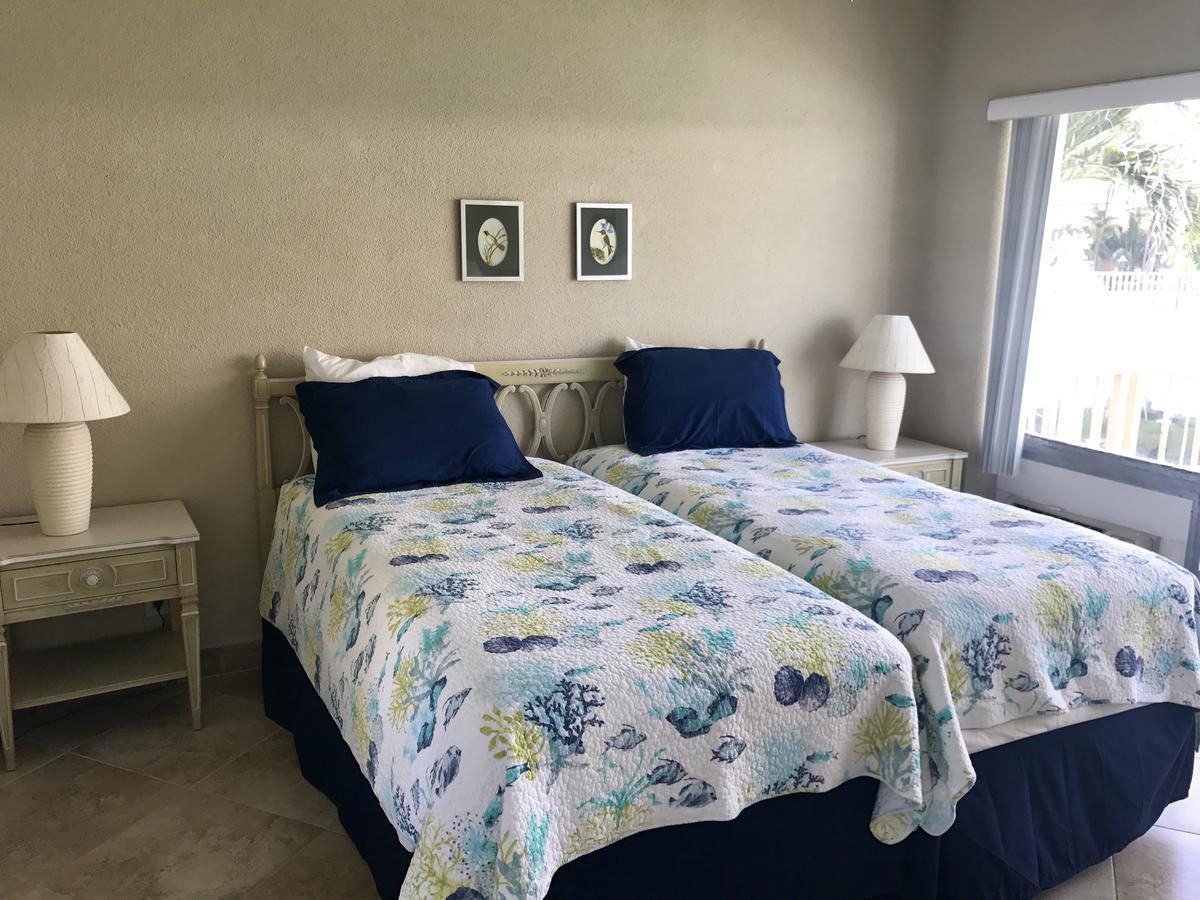 Sunrise Ocean Suites Hillsboro Beach Exterior photo